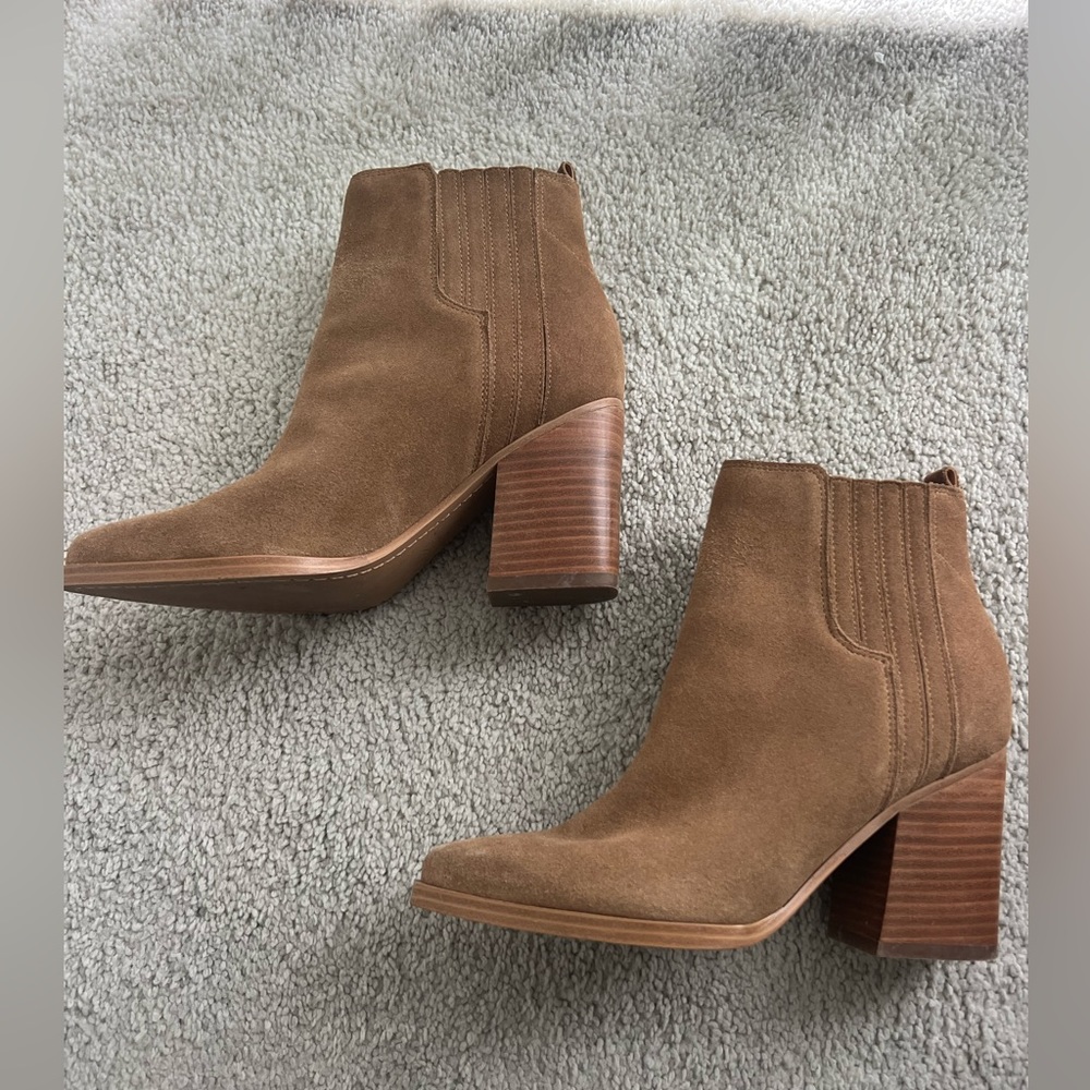 Marc Fisher LTD Oshay Pointed Toe Bootie 7.5